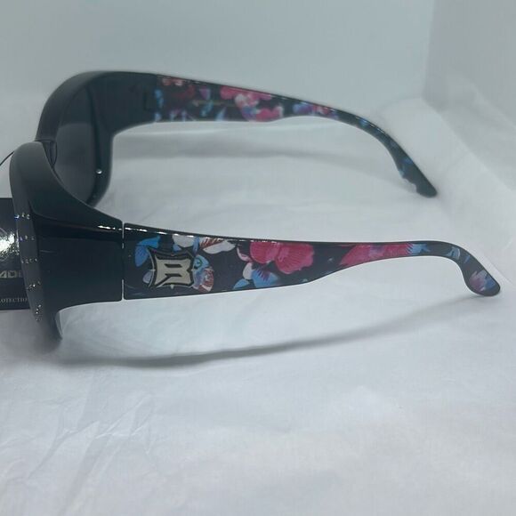 Barricade PZ-BAR617 Women’s Sunglasses – Floral Rhinestone Detail | Butterfly Ov - Picture 2 of 3